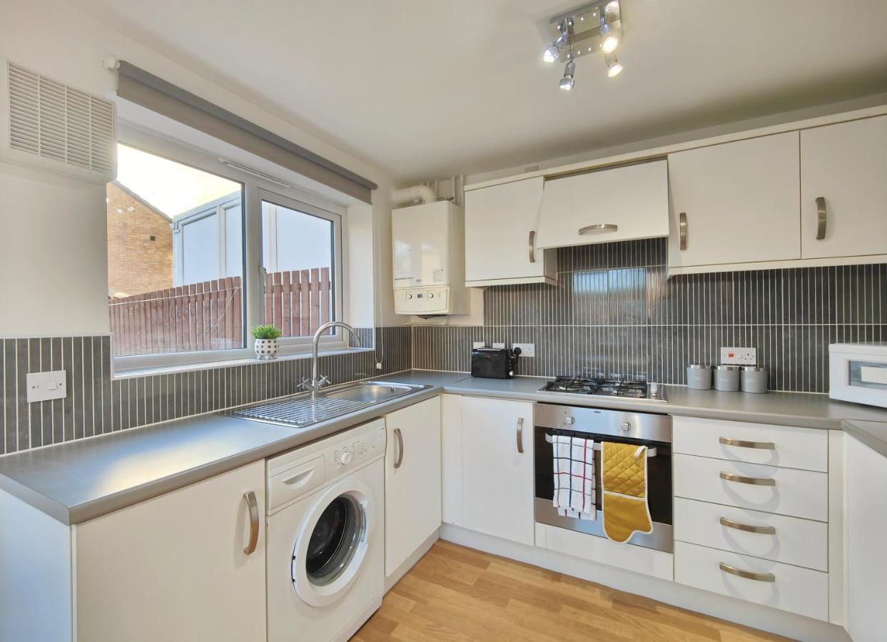 The Metcombe - Holiday Home With Free Parking 10 Minutes Walk To Etihad Stadium & Coop Live Arena Manchester Exteriör bild